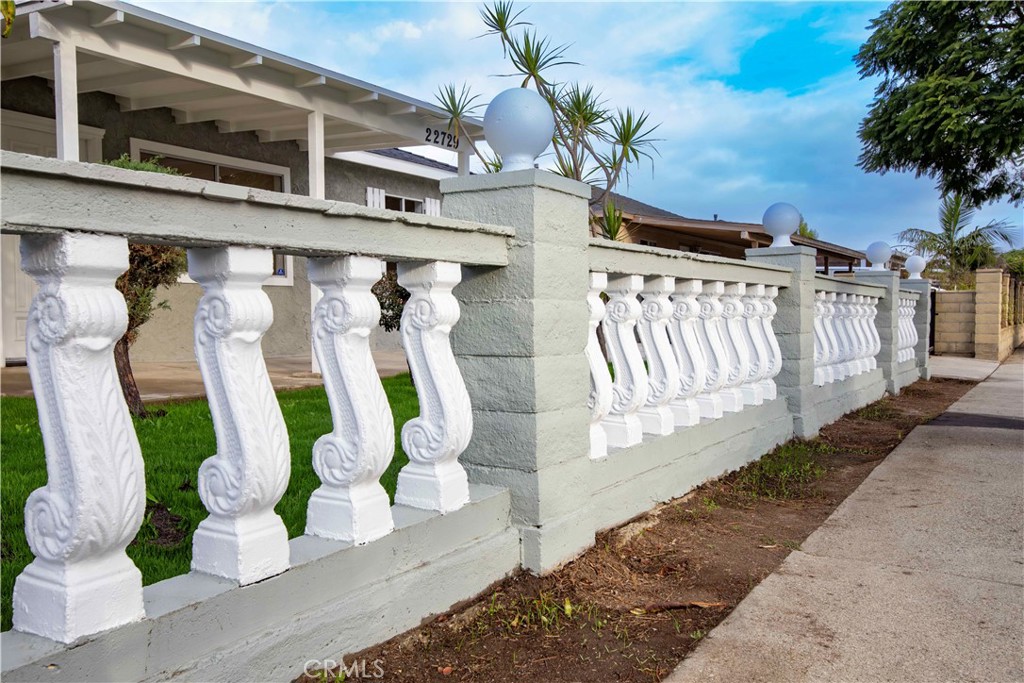 22729 Marbella Avenue Carson, CA 90745 - Photo 11 of 57