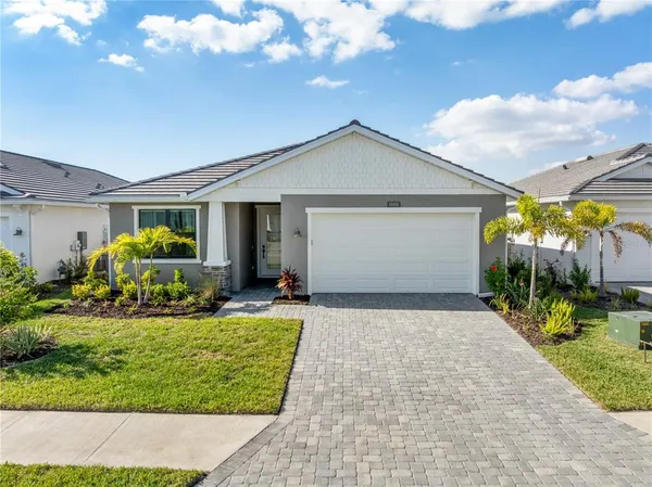 $580,000 | 18881 Daybreak Drive, Venice, FL 34293