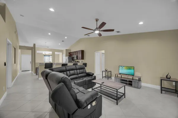 $3,300 | 1037 Southwest Payne Avenue, Port St. Lucie, FL 34953