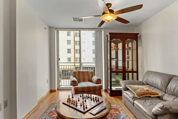 $322,500 | 333 West Mifflin Street, Unit 2050, Madison, WI 53703