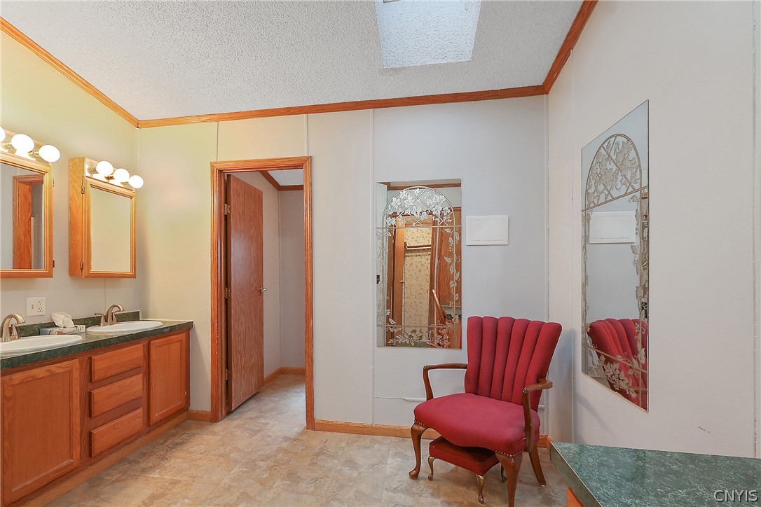 814 County Rte 6 Volney, NY 13069 - Photo 32 of 50