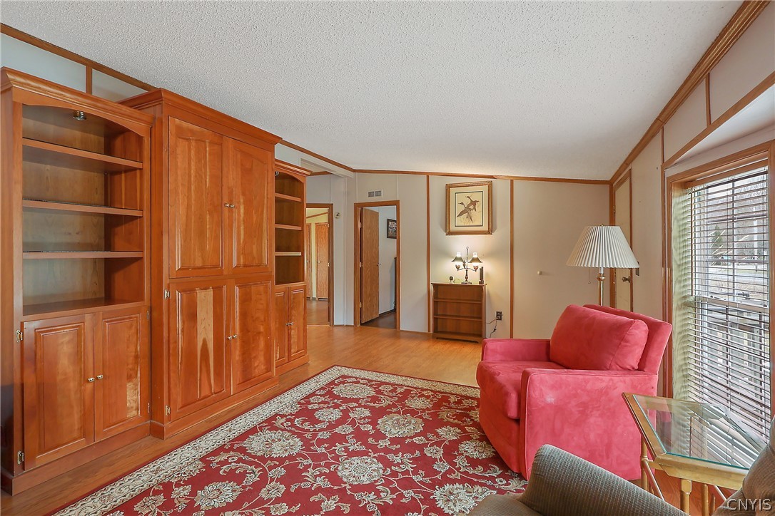 814 County Rte 6 Volney, NY 13069 - Photo 7 of 50