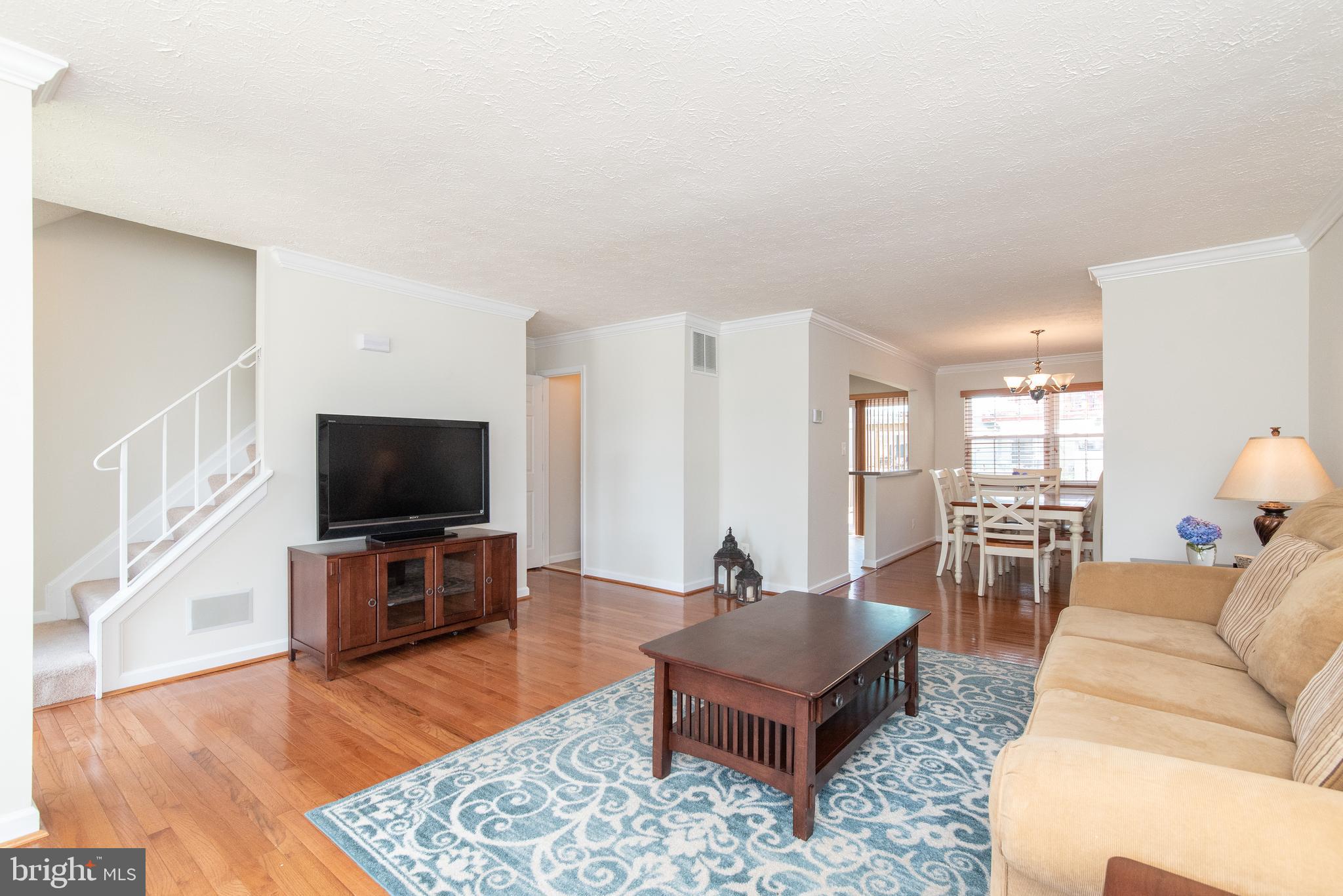 35 Pike Hall Place Baltimore, MD 21236 - Photo 6 of 41 Living Room