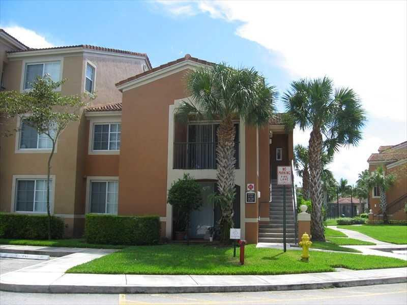 8020 North Nob Hill Road, Unit 207 Tamarac, FL 33321 - Photo 17 of 30 Exterior Front