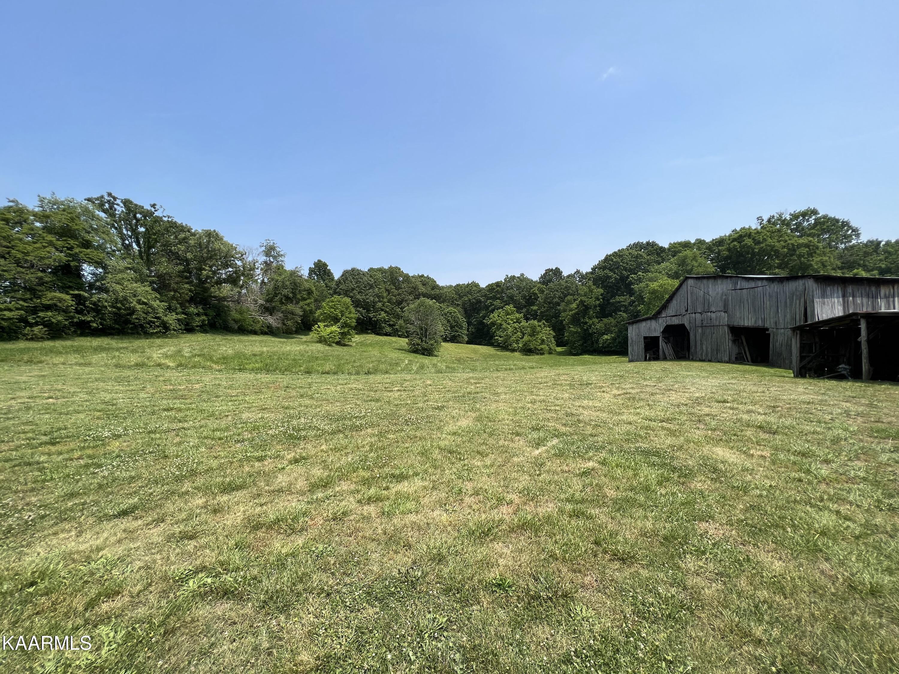 1350 Brogan Road Morristown, TN 37813 - Photo 20 of 21 IMG_7164