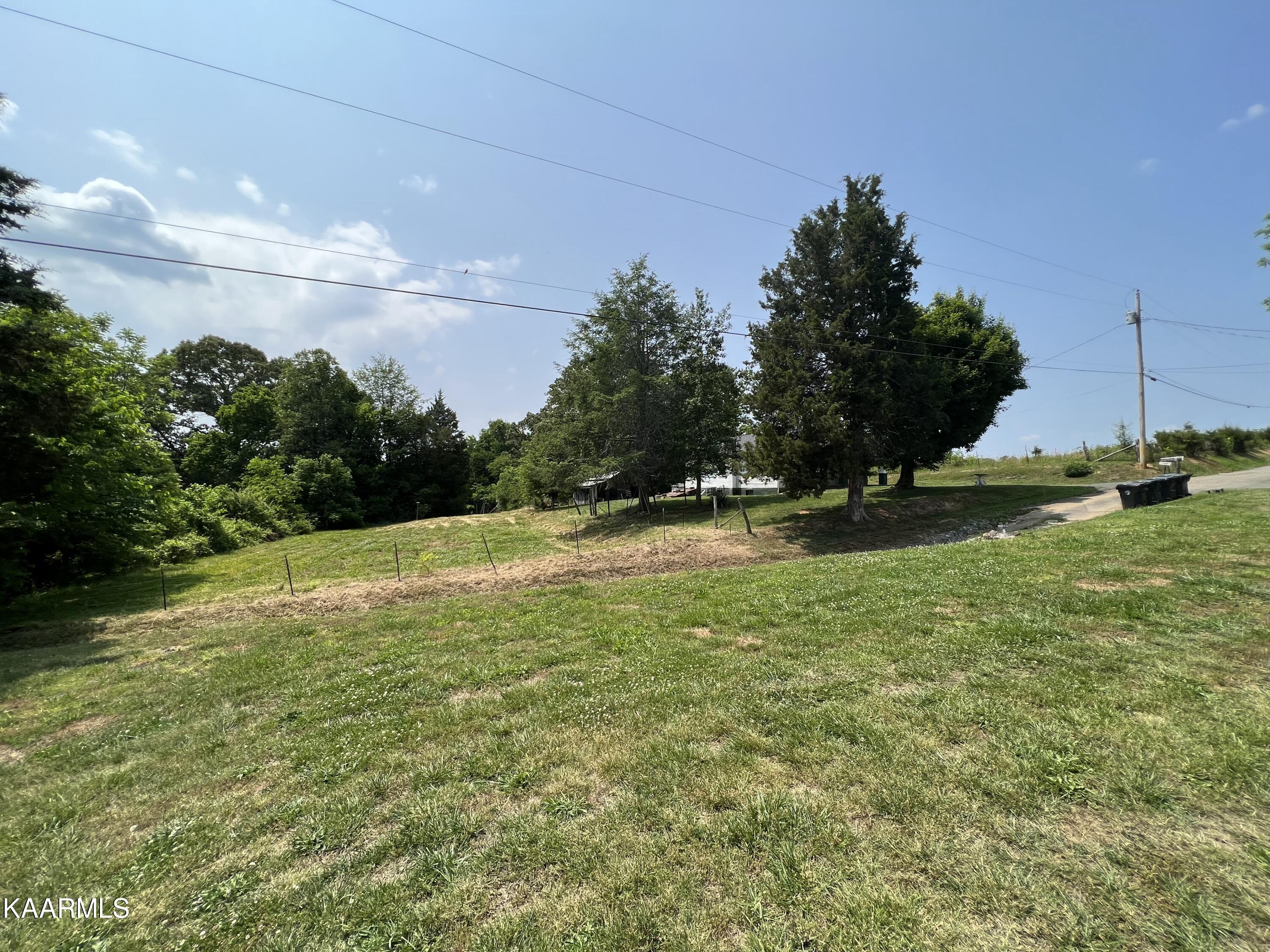 1350 Brogan Road Morristown, TN 37813 - Photo 21 of 21 IMG_7165