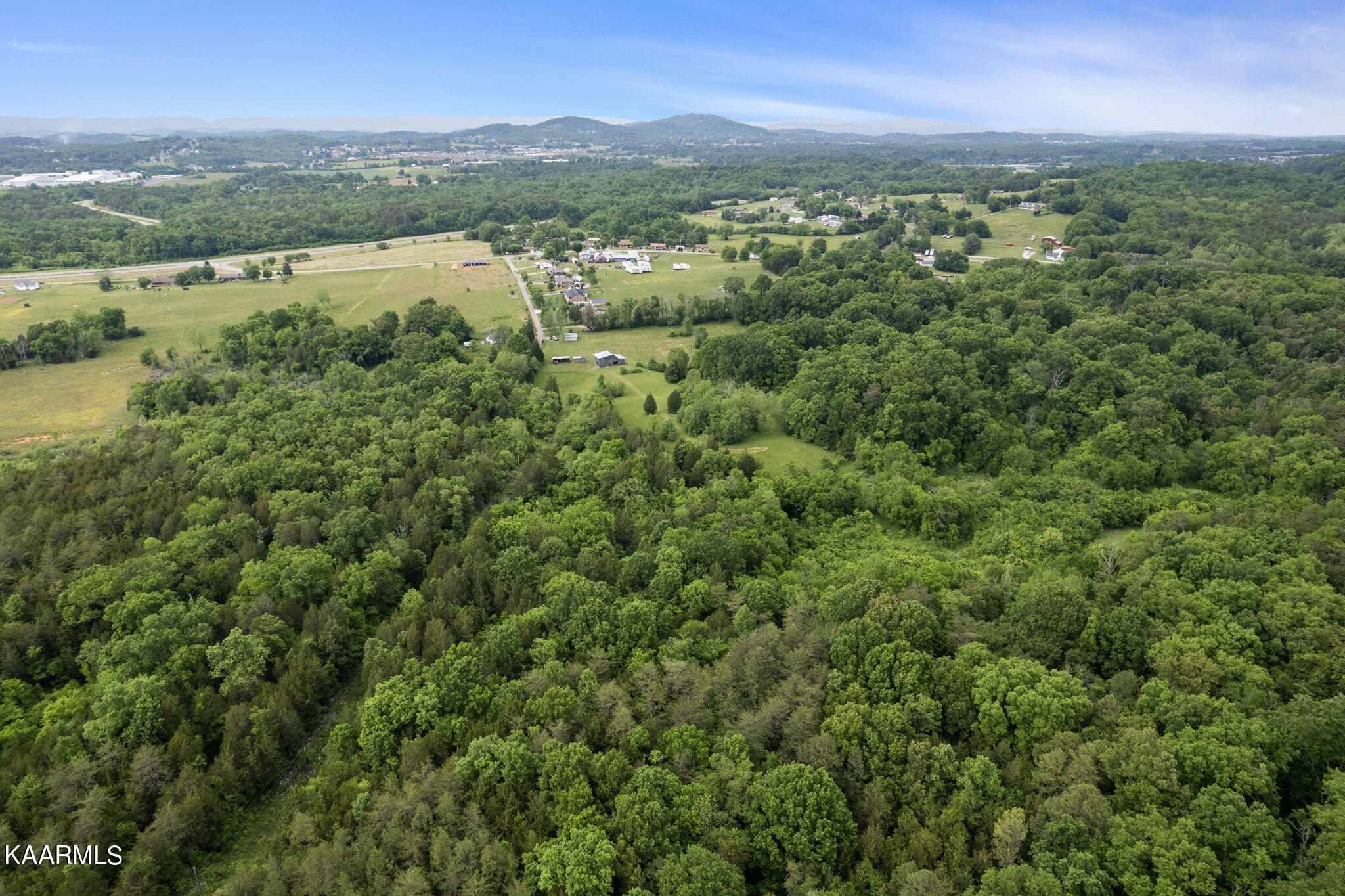 1350 Brogan Road Morristown, TN 37813 - Photo 6 of 21 5-web-or-mls-DJI_0046