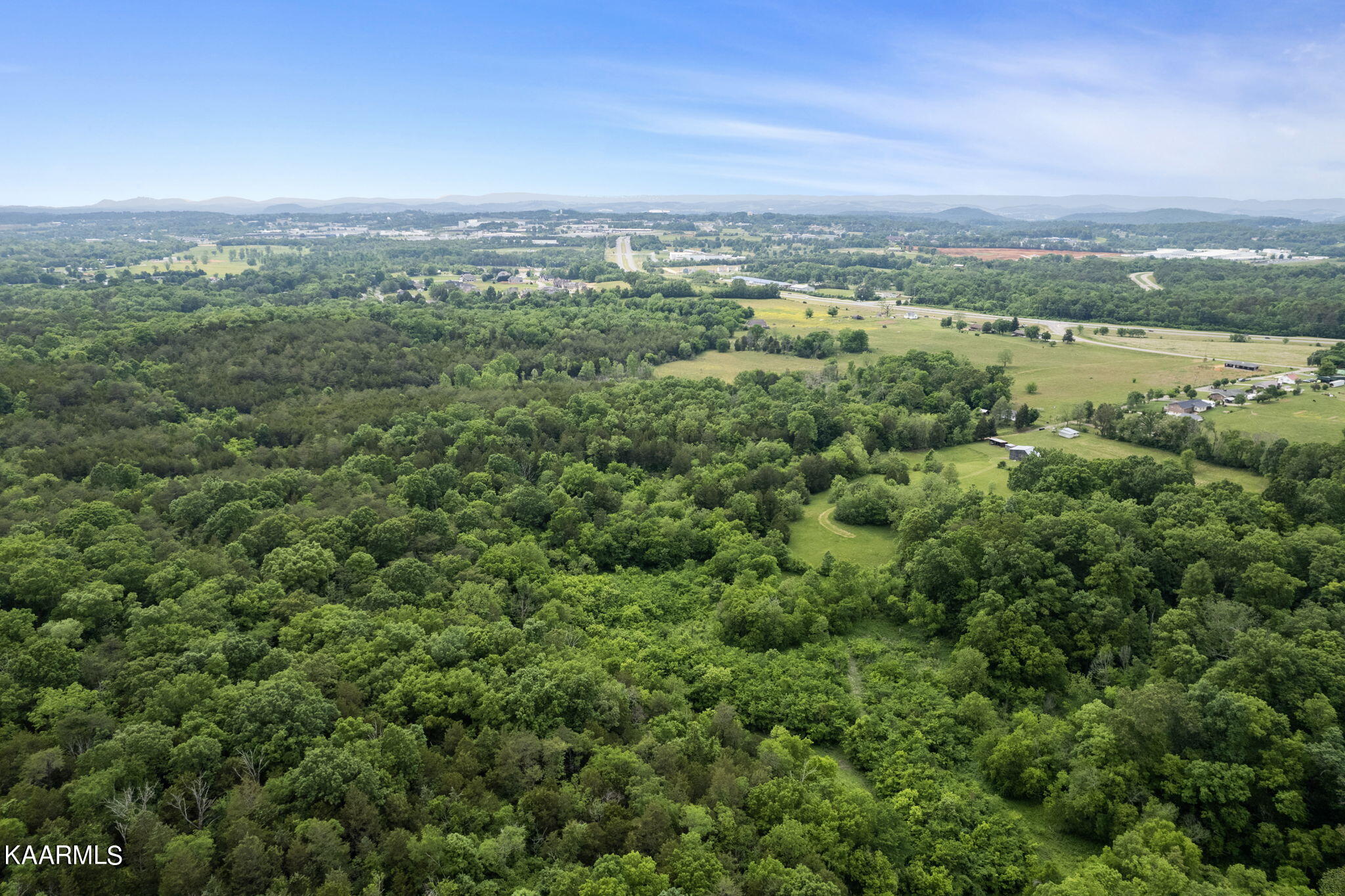 1350 Brogan Road Morristown, TN 37813 - Photo 8 of 21 7-web-or-mls-DJI_0049