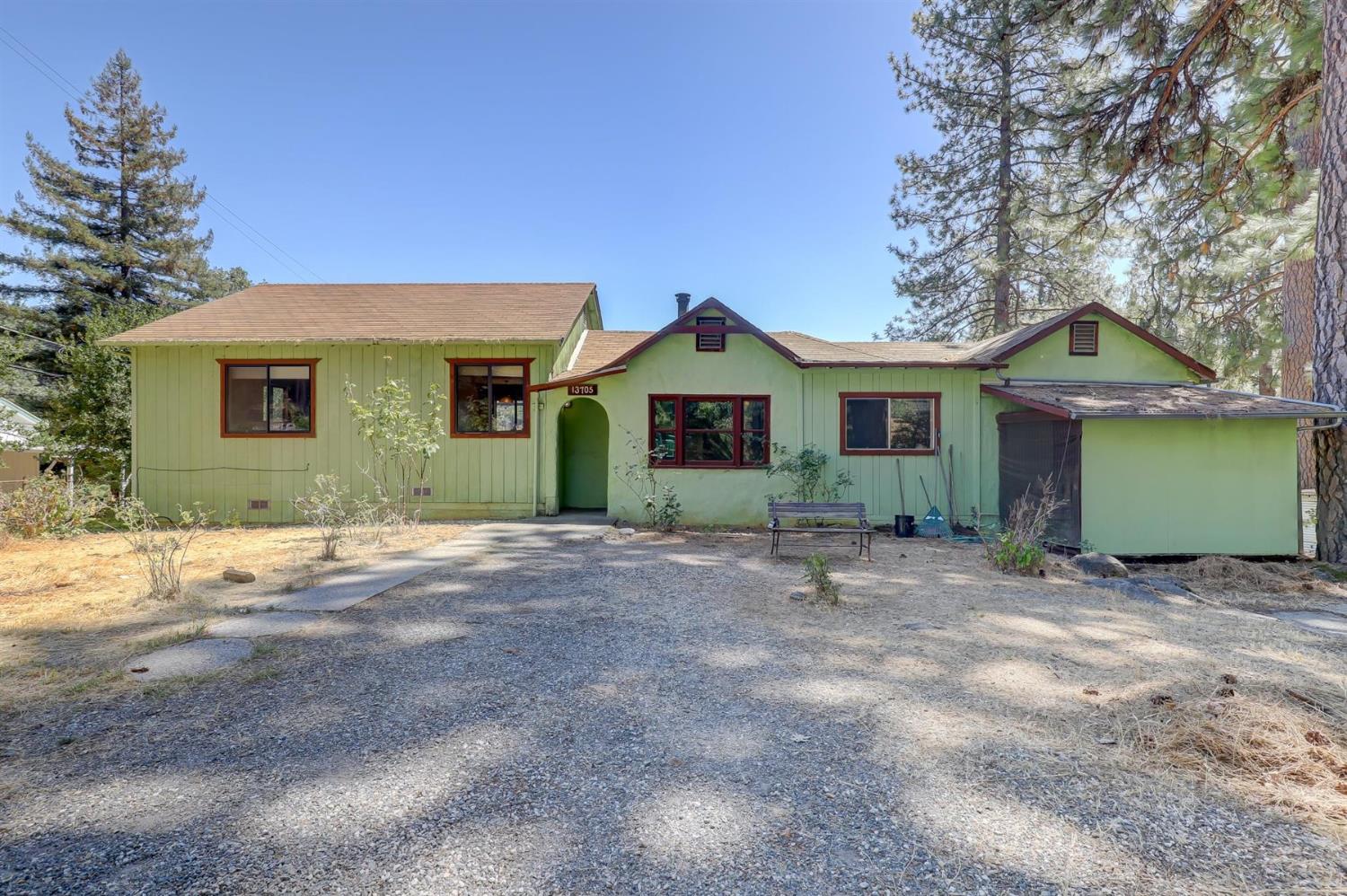 13705 Wheeler Acres Road Grass Valley, CA 95949 - Photo 1 of 1 Gallery Image 1