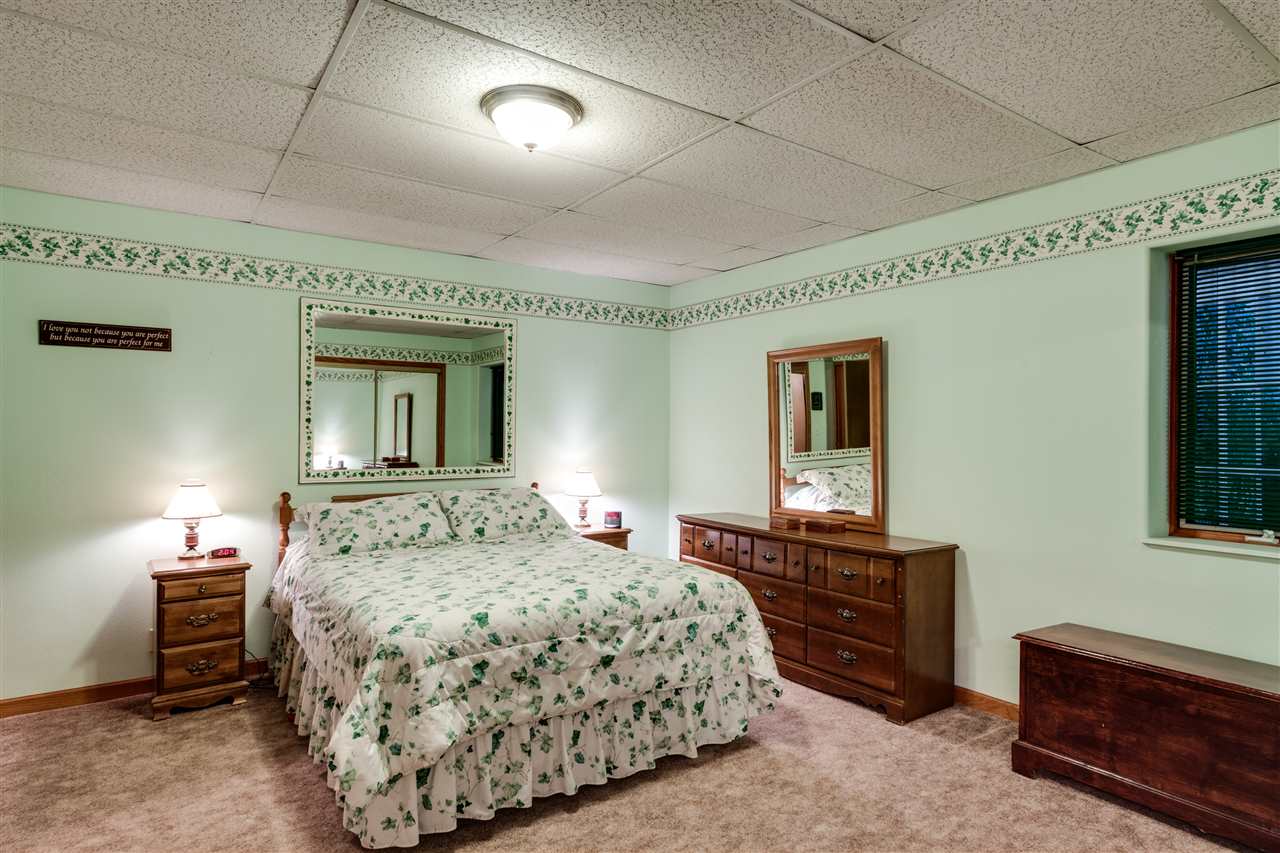 8909 West Greenwood Road Spokane, WA 99224 - Photo 8 of 20