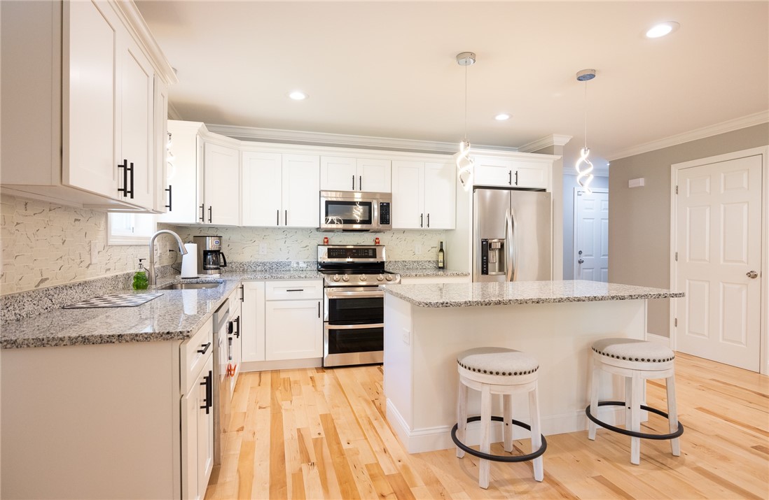 1520 Chopmist Hill Road, Unit 6 Scituate, RI 02857 - Photo 7 of 30