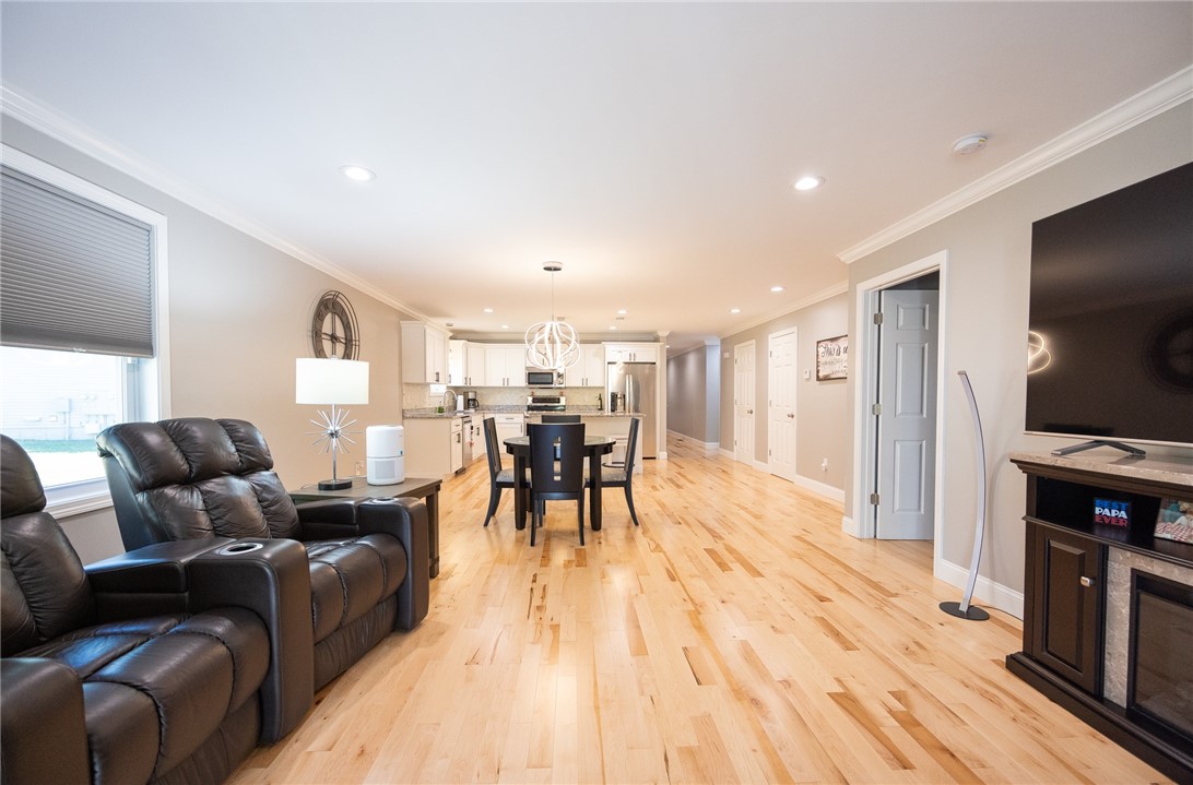 1520 Chopmist Hill Road, Unit 6 Scituate, RI 02857 - Photo 10 of 30