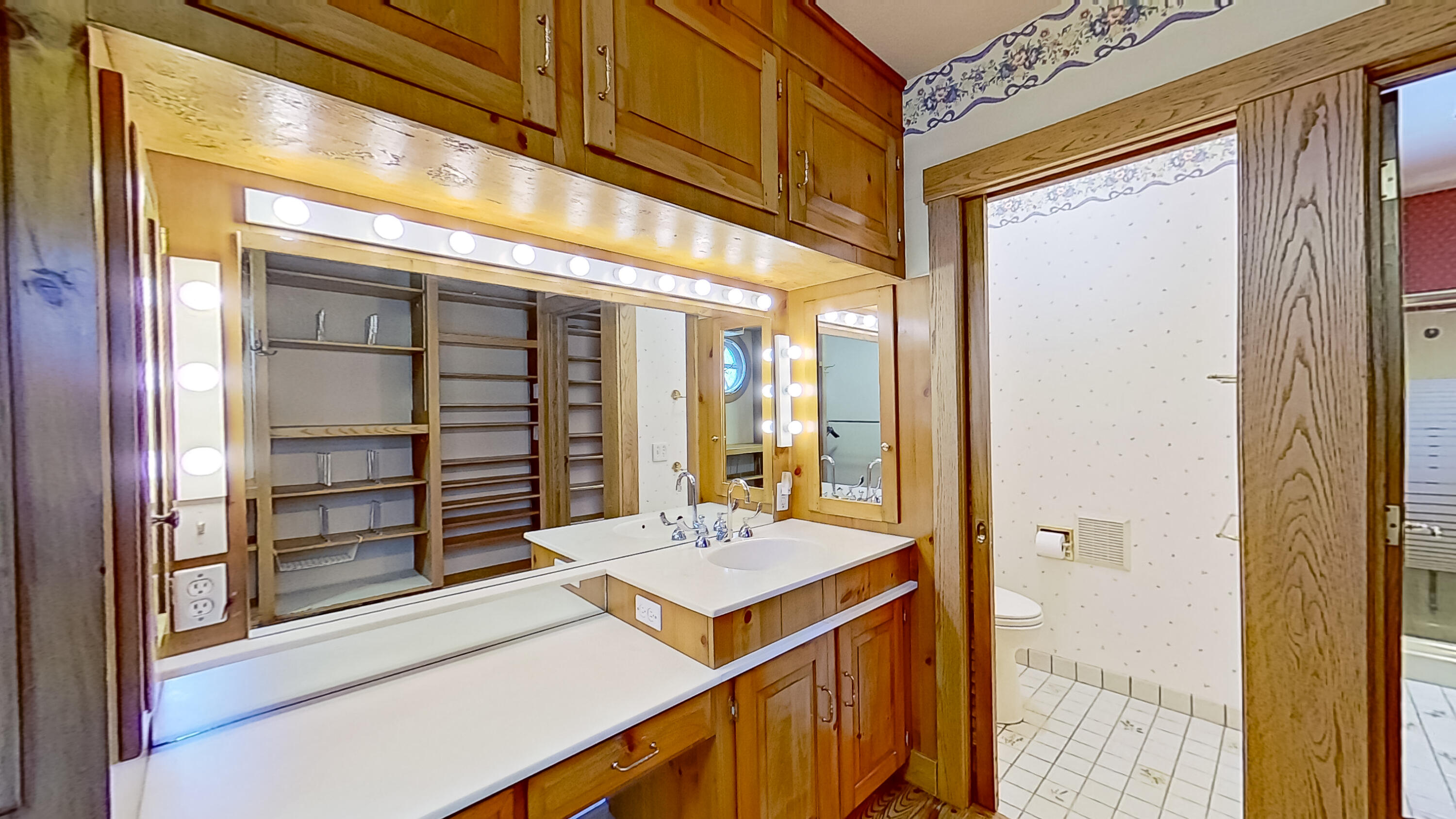 130 Harrington Cove Road St. George, ME 04859 - Photo 40 of 94 Walk In Closet/Dressing Room