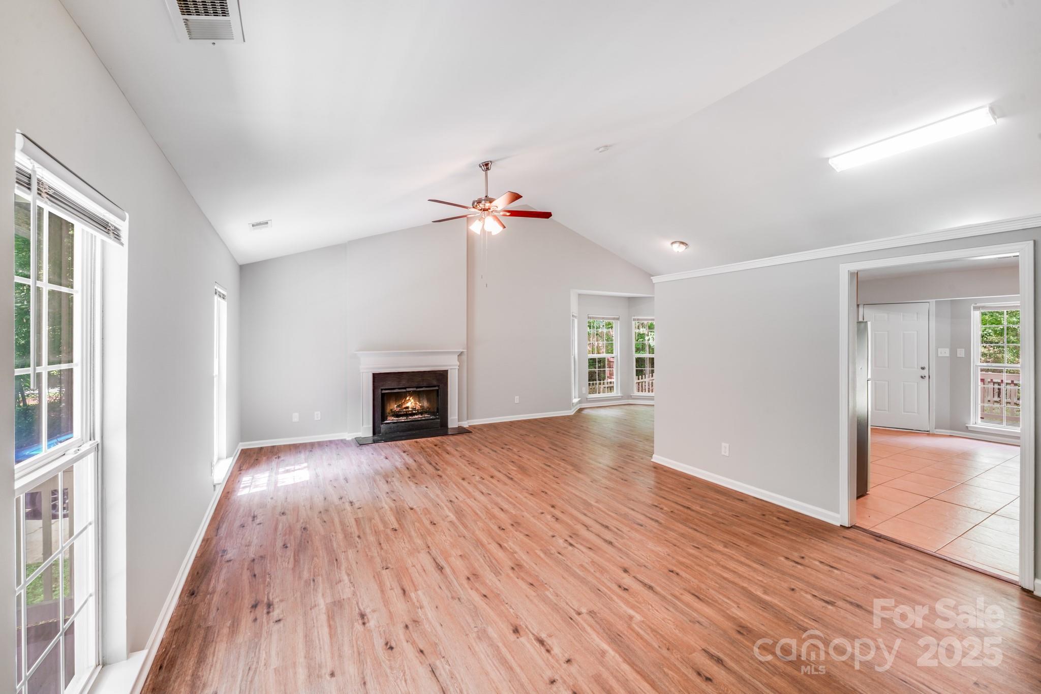 9000 Vagabond Road Charlotte, NC 28227 - Photo 7 of 29 Gallery Image 7