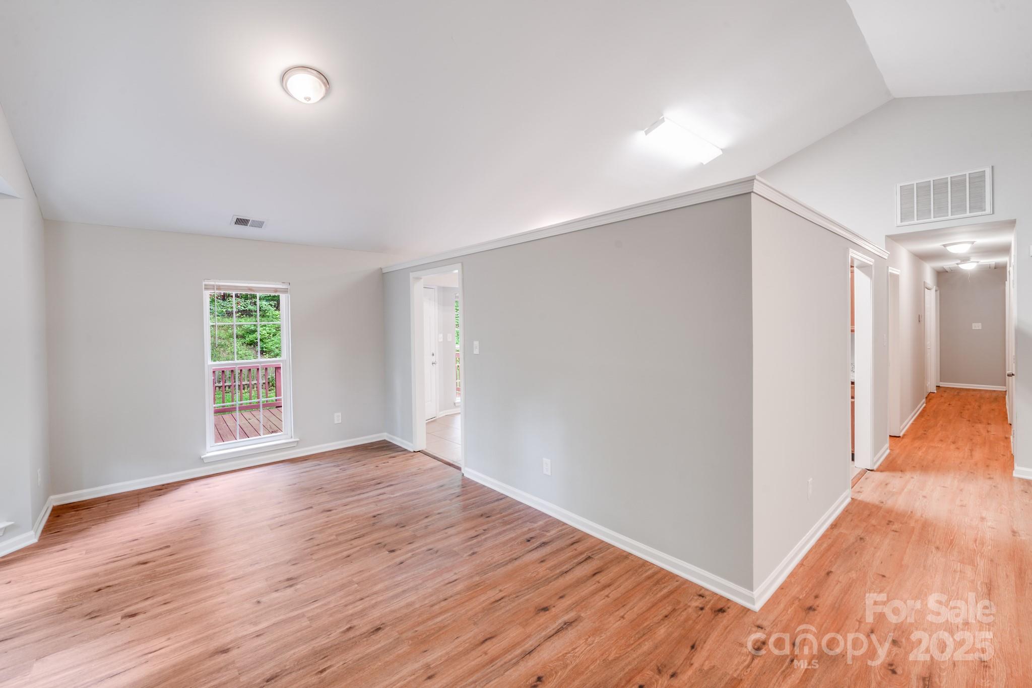 9000 Vagabond Road Charlotte, NC 28227 - Photo 9 of 29 Gallery Image 9
