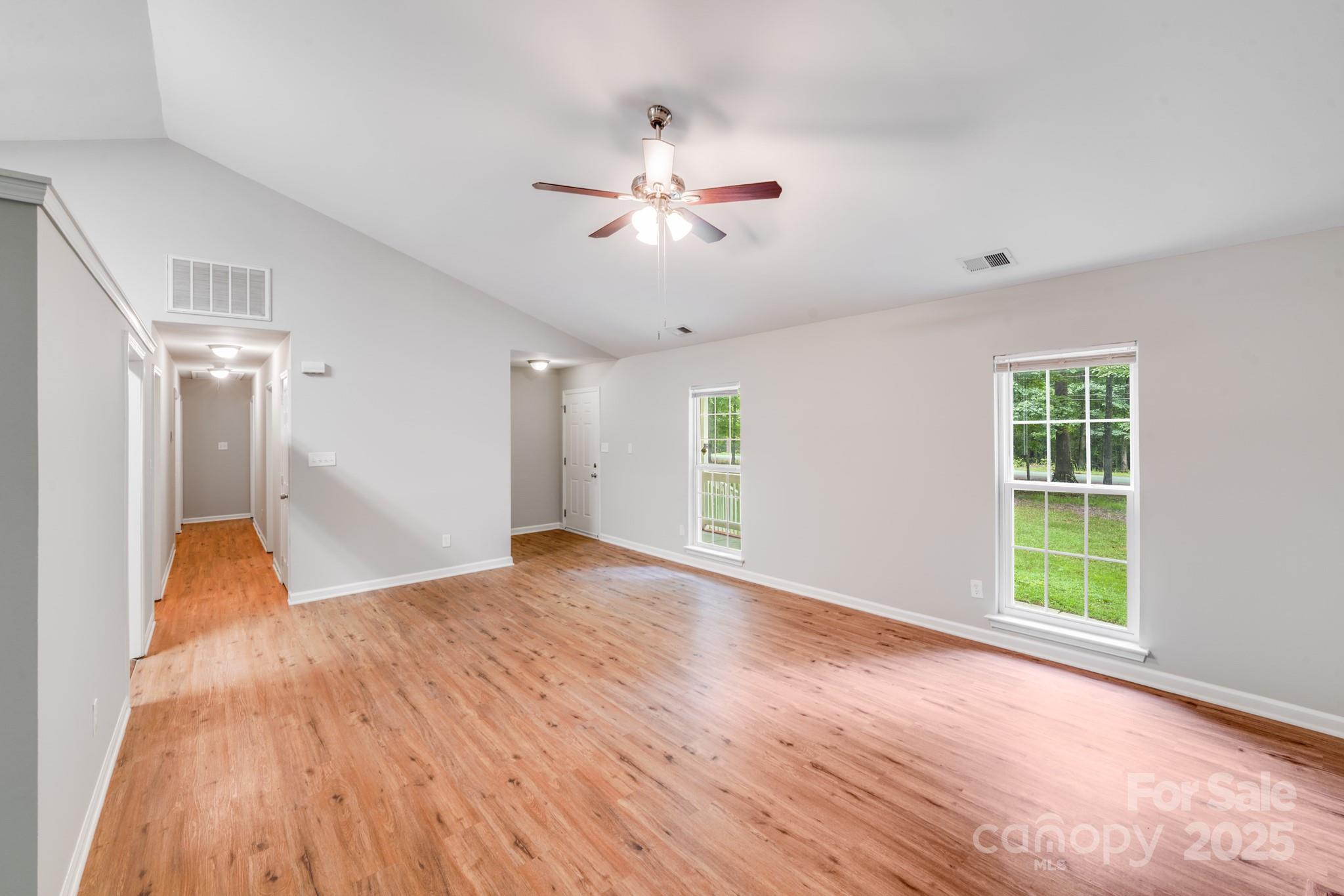 9000 Vagabond Road Charlotte, NC 28227 - Photo 10 of 29 Gallery Image 10