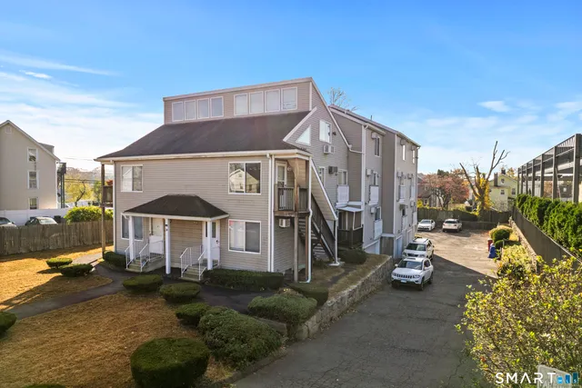 $149,900 | 30 Merwin Street, Unit 1, Norwalk, CT 06850