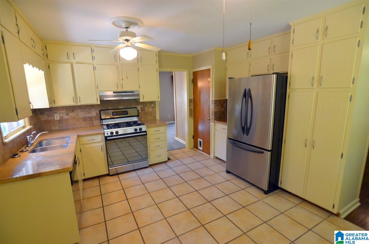 2232 Tal Brook Road Birmingham, AL 35216 - Photo 13 of 39