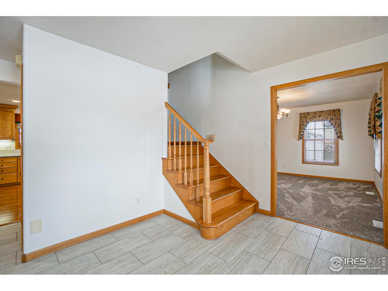 1430 Falcon Ridge Road Eaton, CO 80615 - Photo 4 of 34 Large front entry