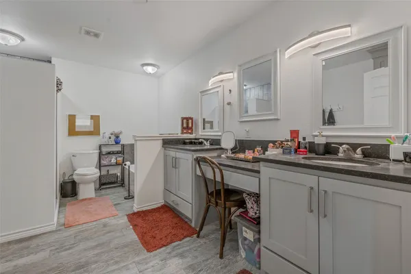 $329,000 | 4310 Green Valley Drive, Bryan, TX 77802