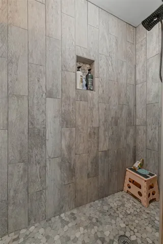 $329,000 | 4310 Green Valley Drive, Bryan, TX 77802