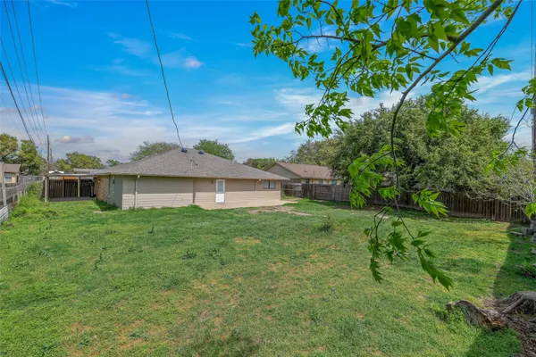 $329,000 | 4310 Green Valley Drive, Bryan, TX 77802