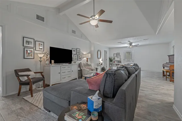 $329,000 | 4310 Green Valley Drive, Bryan, TX 77802