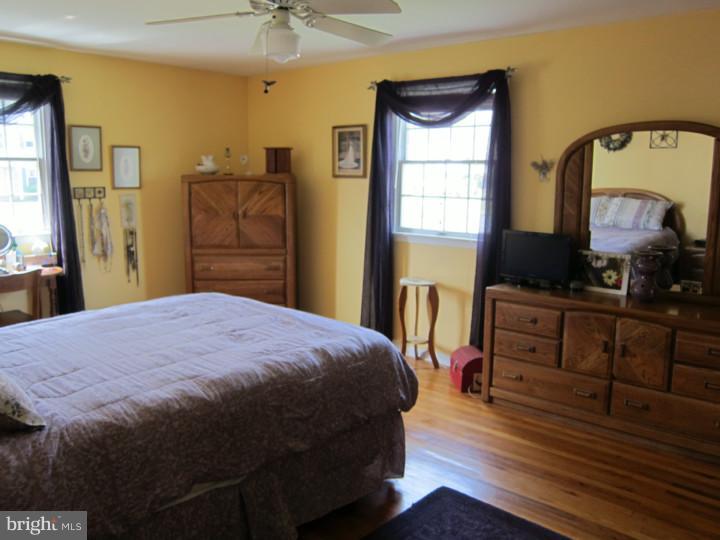 707 West Rolling Road Springfield, PA 19064 - Photo 17 of 21