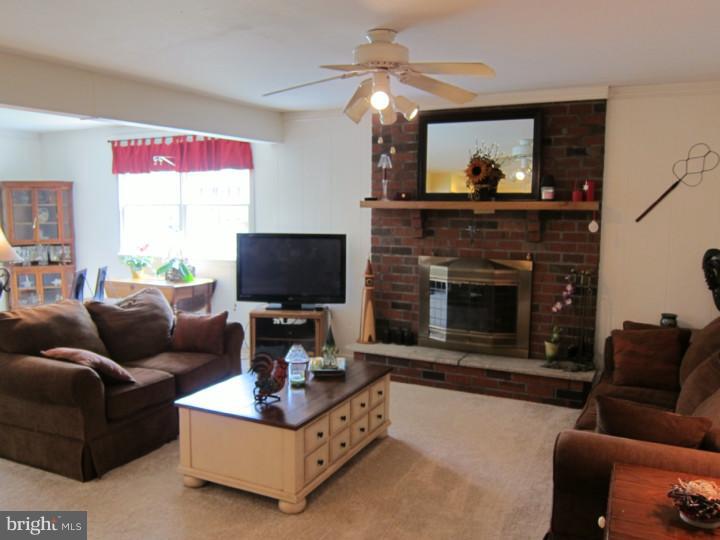 707 West Rolling Road Springfield, PA 19064 - Photo 9 of 21
