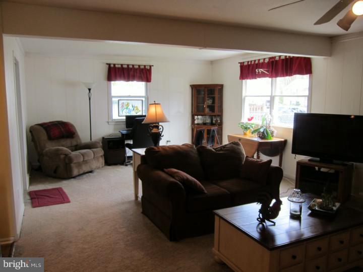 707 West Rolling Road Springfield, PA 19064 - Photo 10 of 21