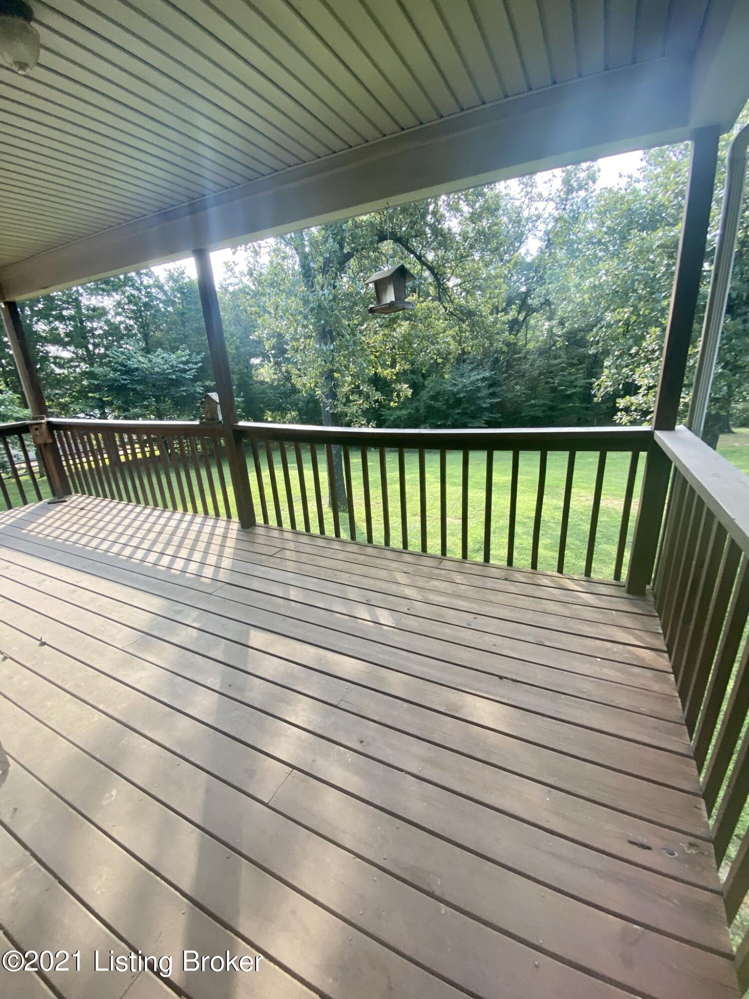 558 Doe Haven Road Ekron, KY 40117 - Photo 14 of 55 BC872713-1EA6-4083-93AB-71C545AD3129
