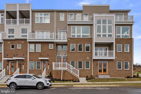 $2,600 | 1631 Blacksmith Way, Unit 214B, Frederick, MD 21702