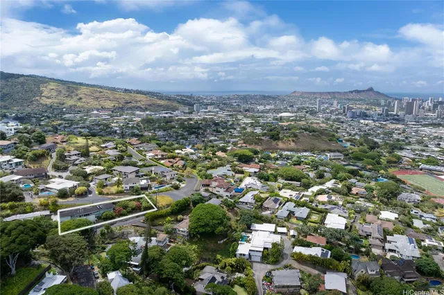 an aerial view of multiple house