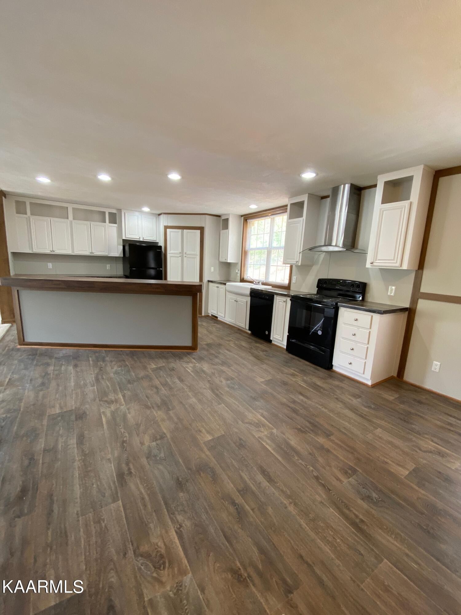 260 Carr Ridge Road New Tazewell, TN 37825 - Photo 4 of 45 Gallery Image 4