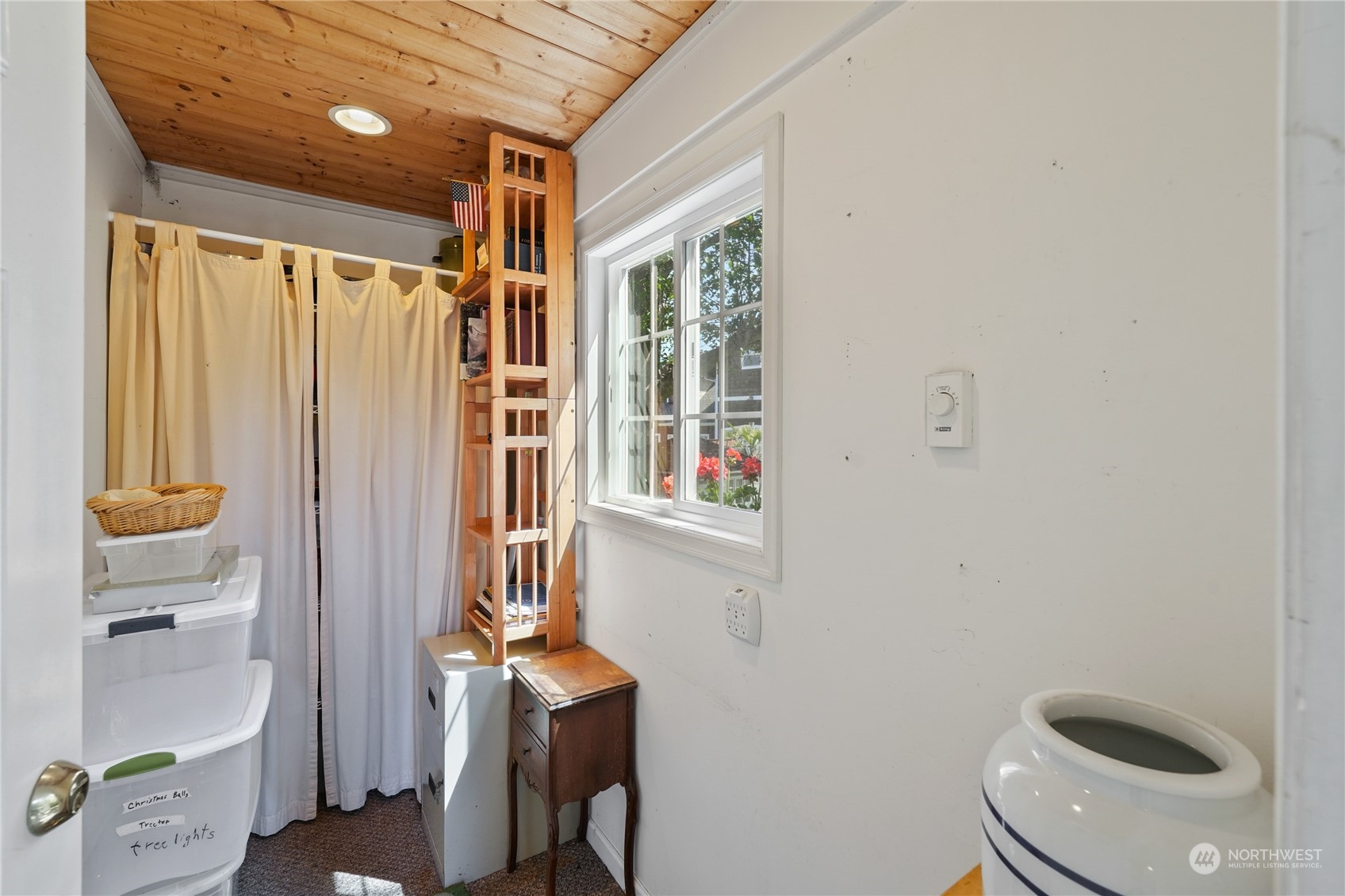 4233 Edens Road Anacortes, WA 98221 - Photo 39 of 40 Gallery Image 39