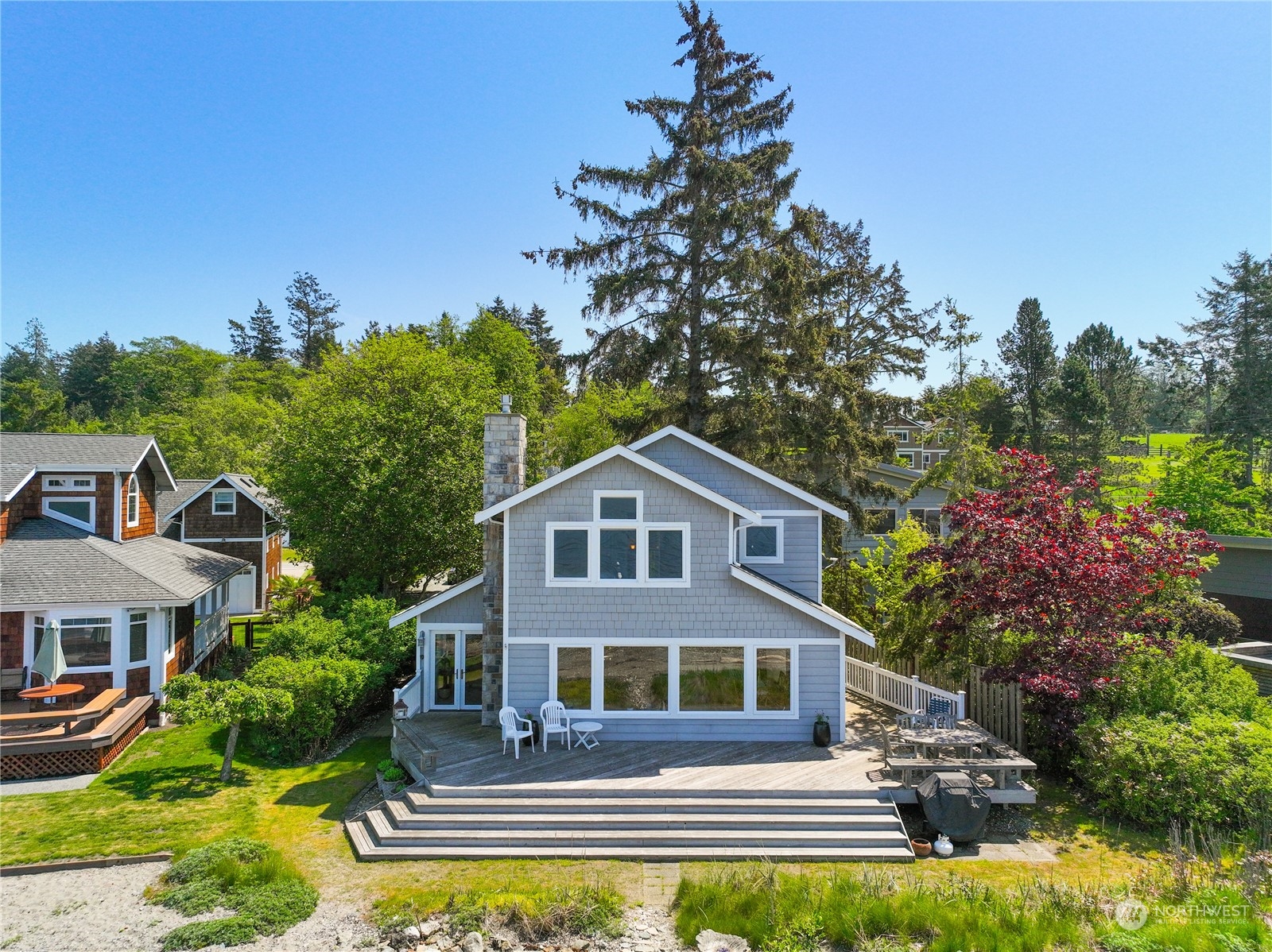 4233 Edens Road Anacortes, WA 98221 - Photo 4 of 40 Gallery Image 4