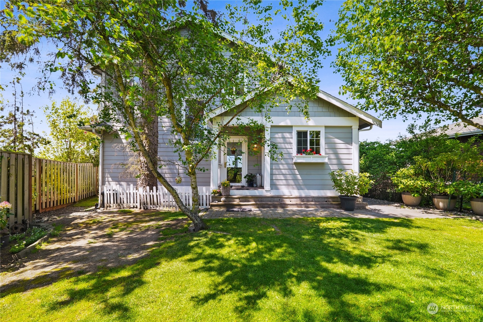 4233 Edens Road Anacortes, WA 98221 - Photo 5 of 40 Gallery Image 5