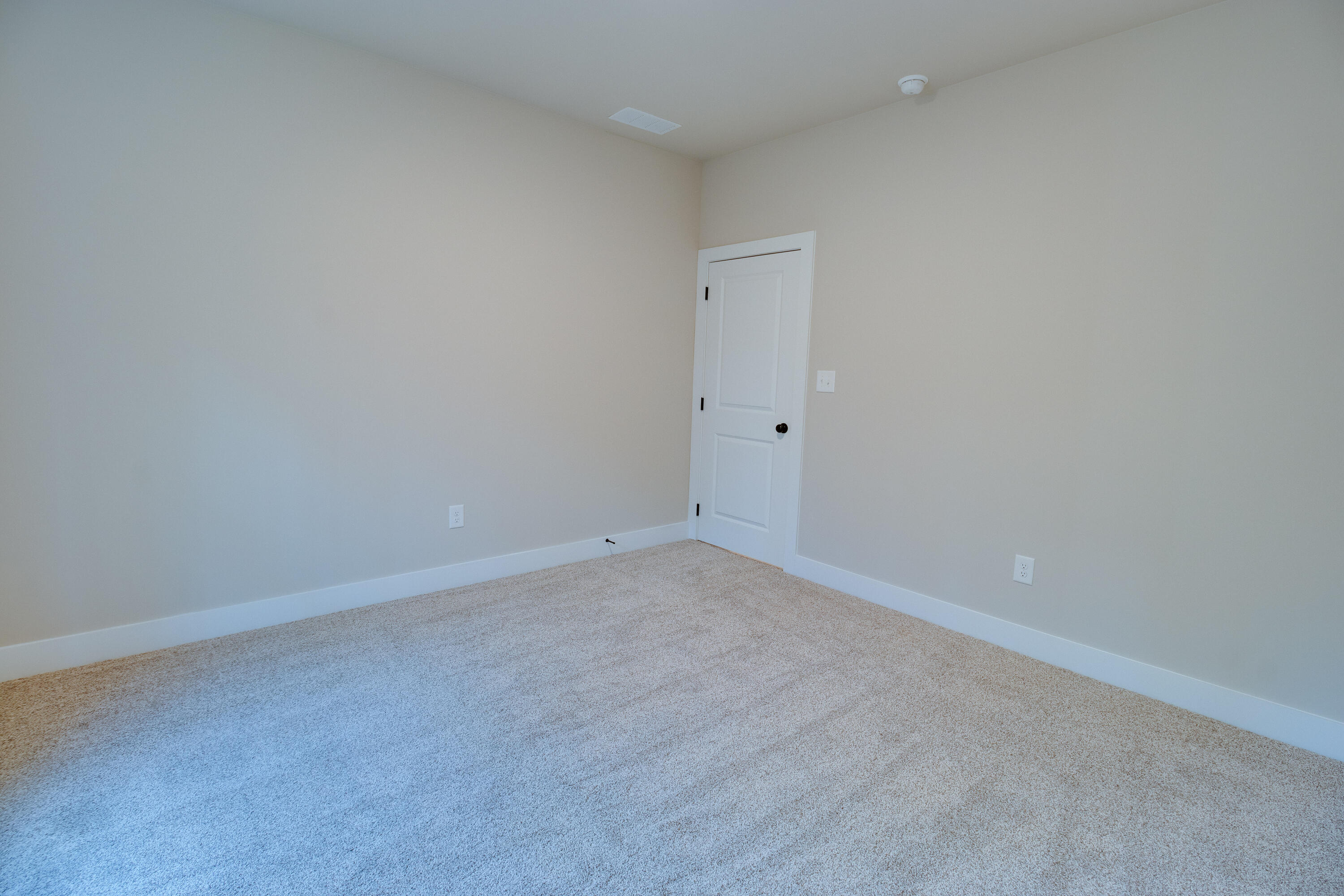 1165 Watersedge Cove Tignall, GA 30668 - Photo 27 of 43 1165 Watersedge Cove-16