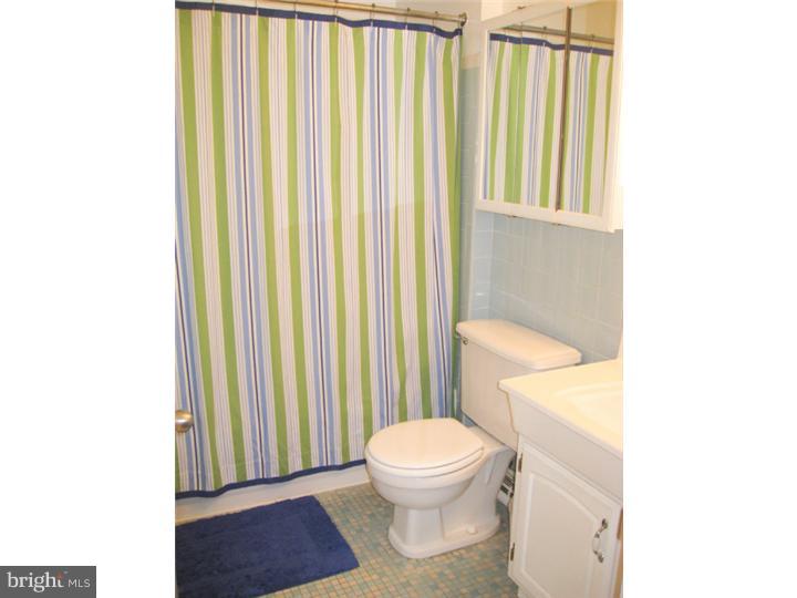 525 Faraday Road Hockessin, DE 19707 - Photo 19 of 24 Bathroom