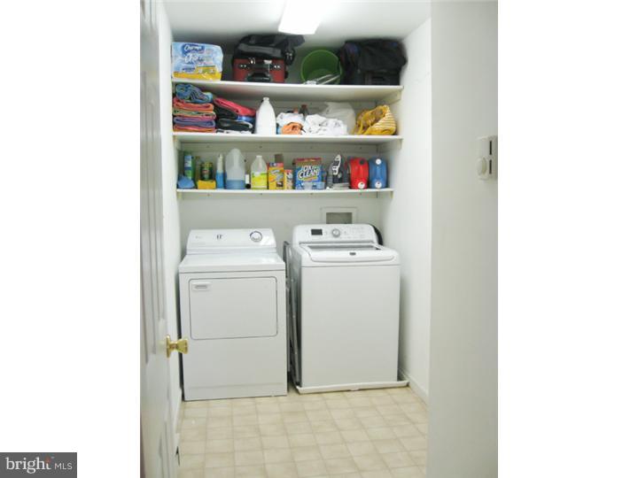 525 Faraday Road Hockessin, DE 19707 - Photo 20 of 24 Laundry Room