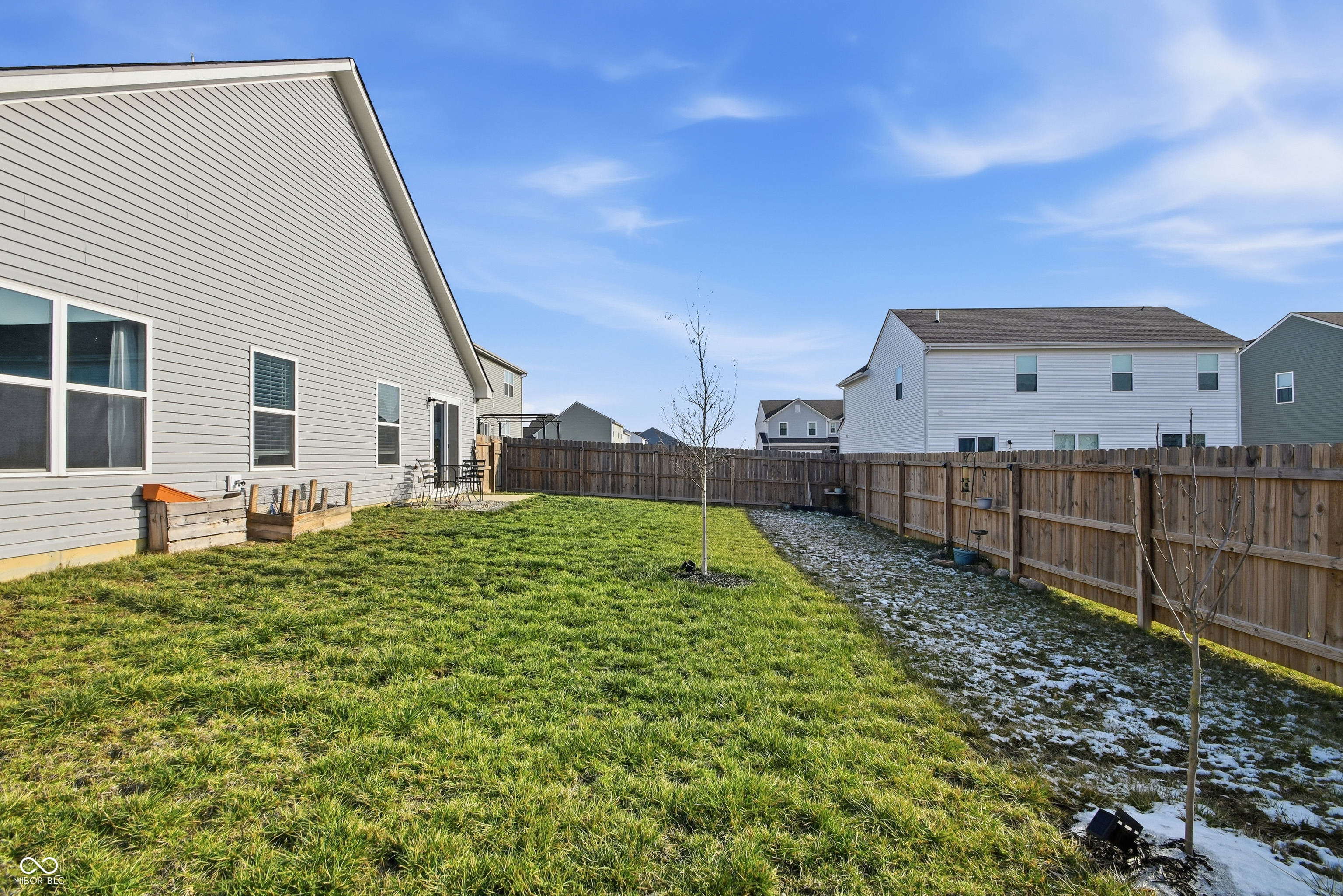6935 Honeysuckle Way Pendleton, IN 46064 - Photo 2 of 26