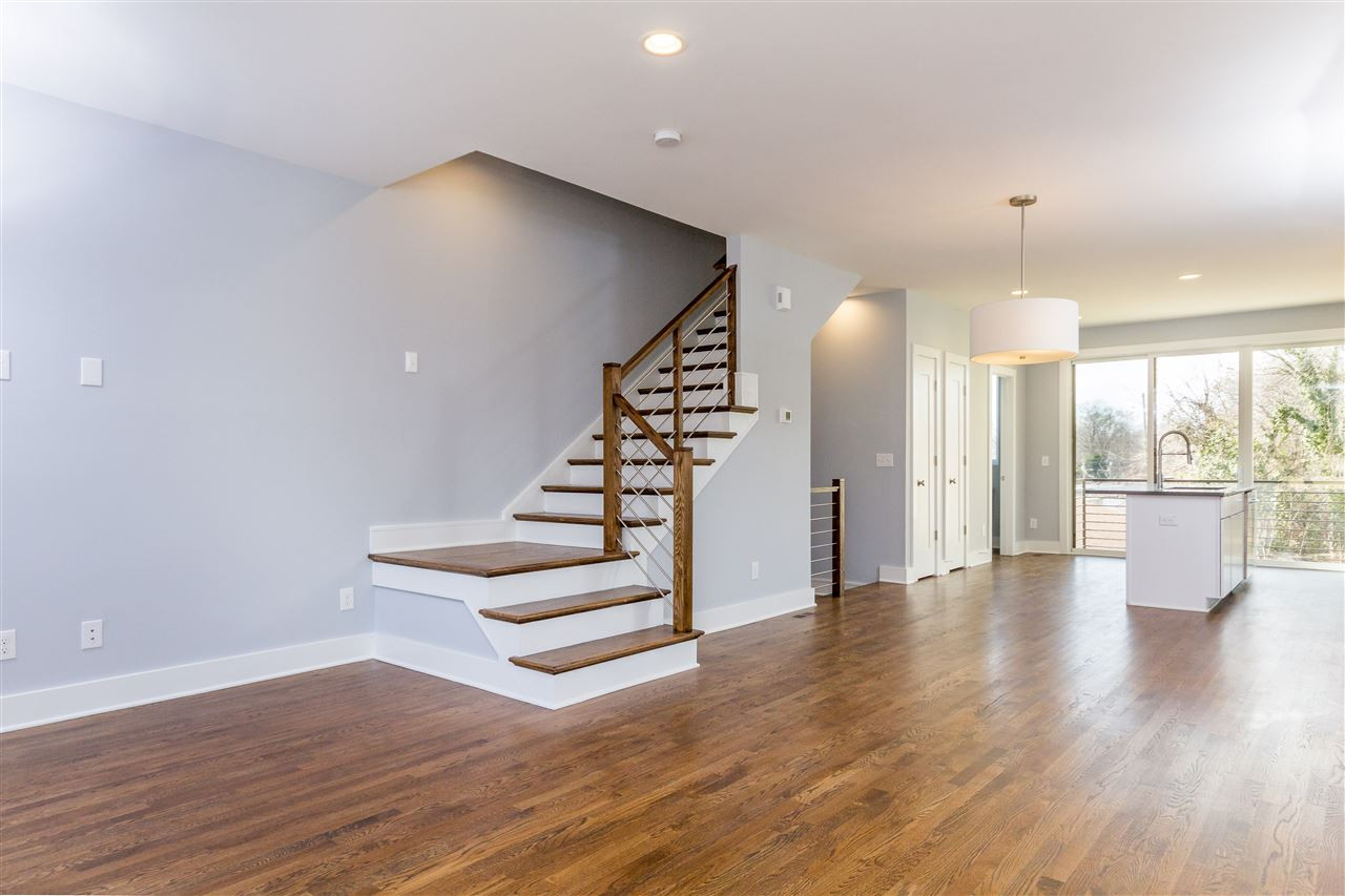 511 West Lenoir Street Raleigh, NC 27601 - Photo 4 of 18 Photo 4