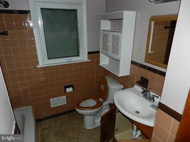 14 Boeing Road New Cumberland, PA 17070 - Photo 11 of 14 Gallery Image 11