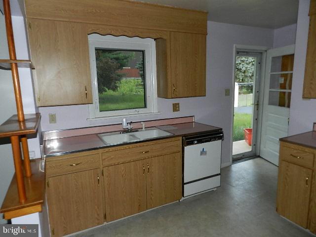14 Boeing Road New Cumberland, PA 17070 - Photo 10 of 14 Gallery Image 10