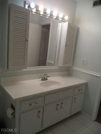 $1,995 | Undisclosed Address, Fort Myers, FL 33919