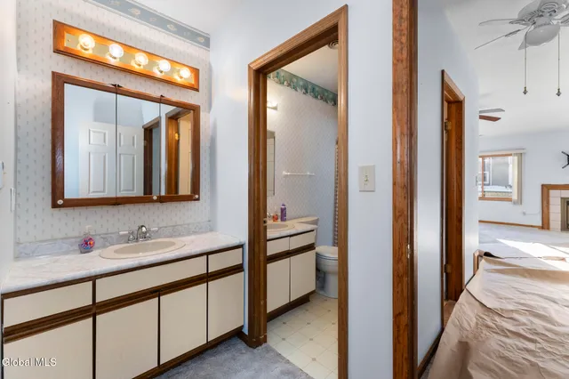 $197,000 | 1976 Curry Road, Unit A102, Rotterdam, NY 12303