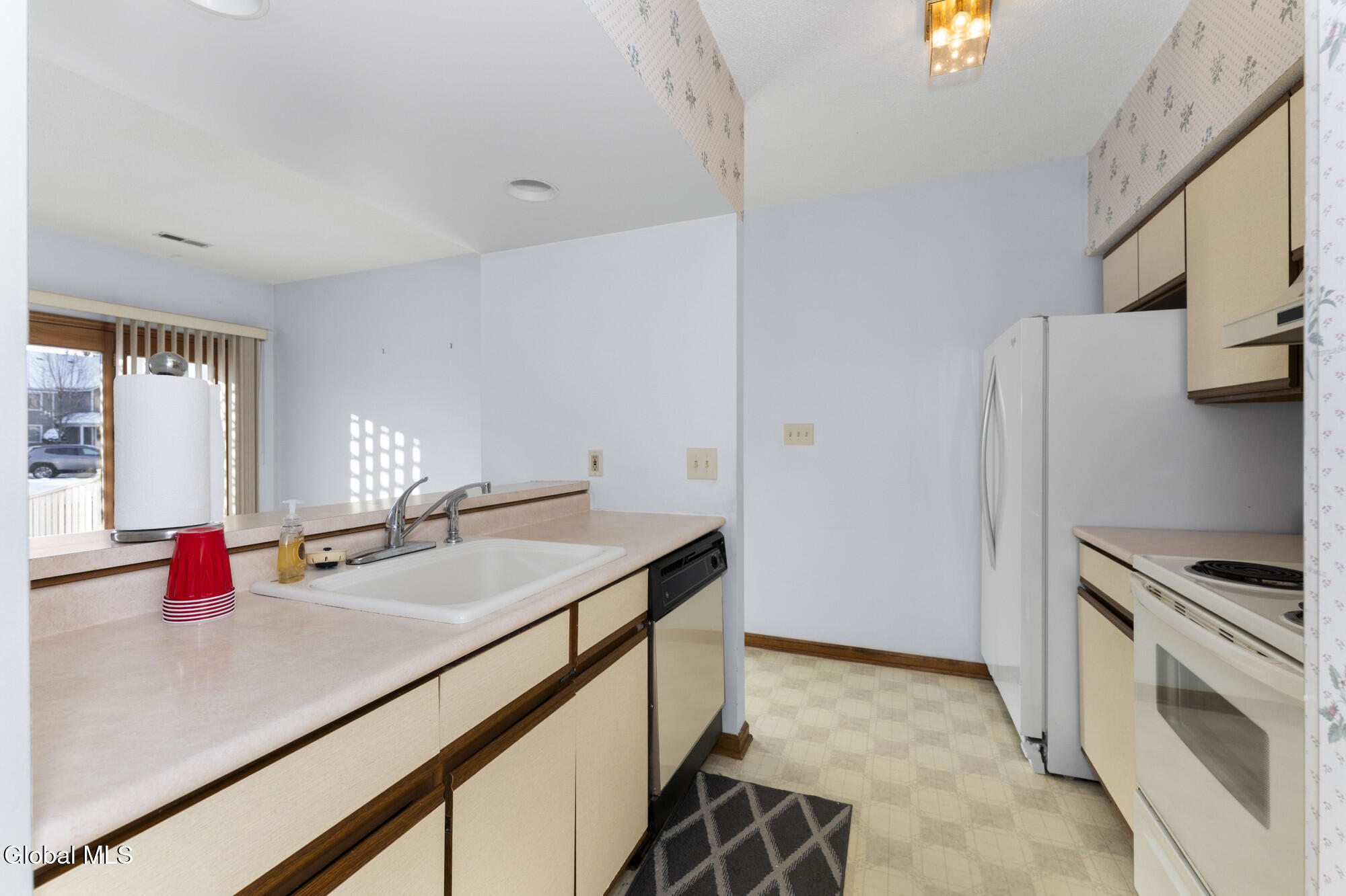 1976 Curry Road, Unit A102 Rotterdam, NY 12303 - Photo 8 of 23 Kitchen