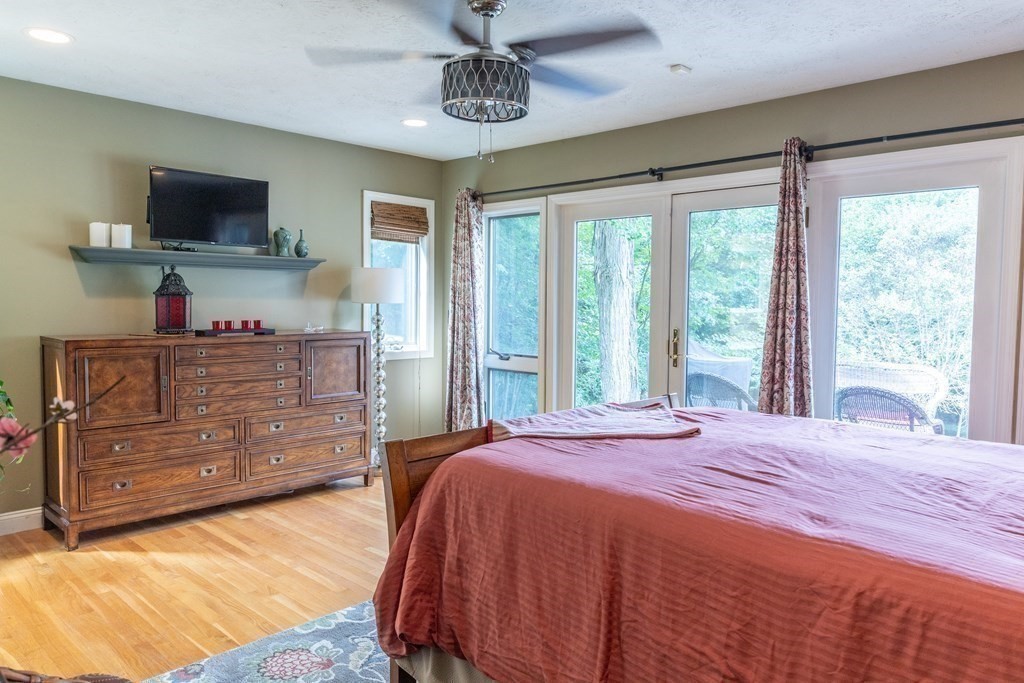 404 State Street Belchertown, MA 01007 - Photo 6 of 42