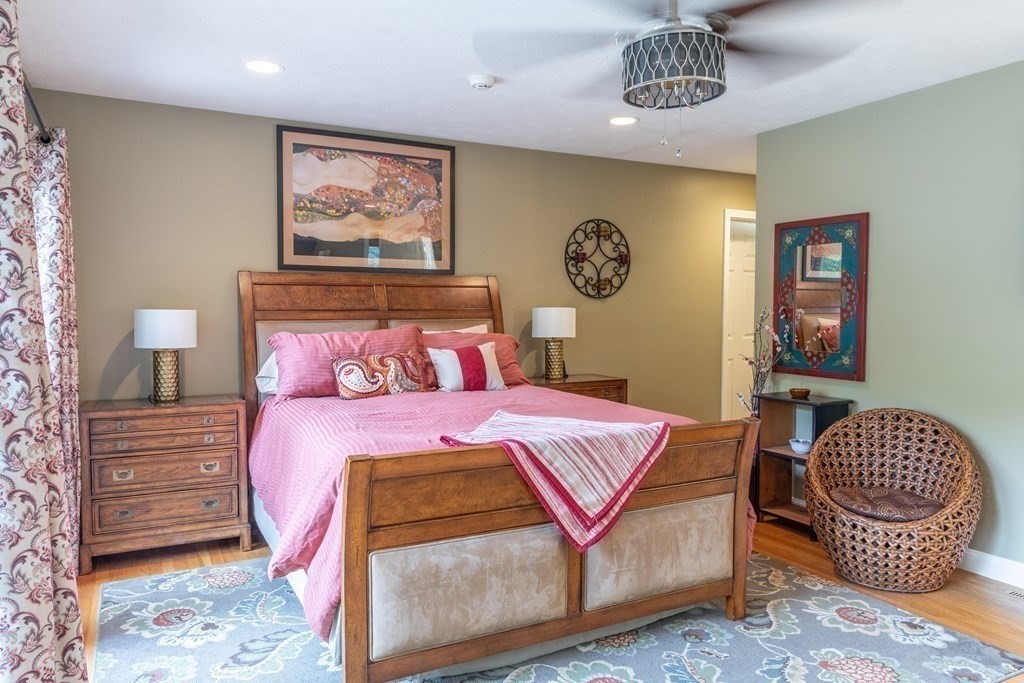 404 State Street Belchertown, MA 01007 - Photo 7 of 42