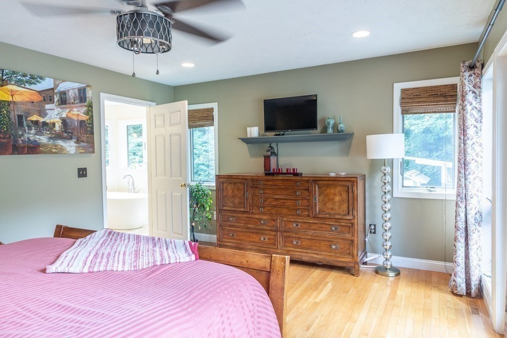 404 State Street Belchertown, MA 01007 - Photo 8 of 42